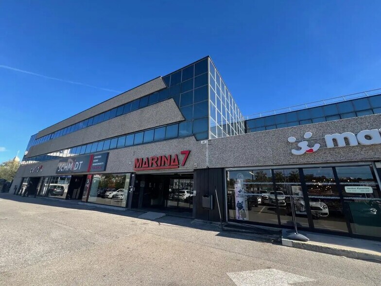 Bureau dans Villeneuve-Loubet à louer - Photo de l’immeuble – Image 3 sur 24