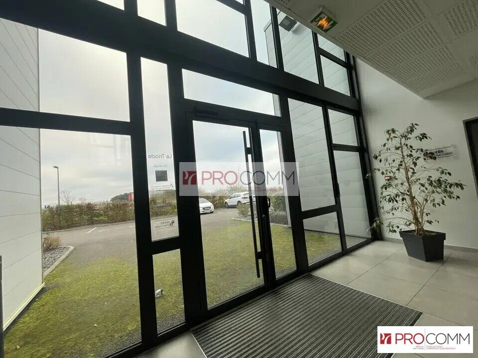 Local d'activités dans Chartres à vendre Photo de l’immeuble– Image 1 sur 3