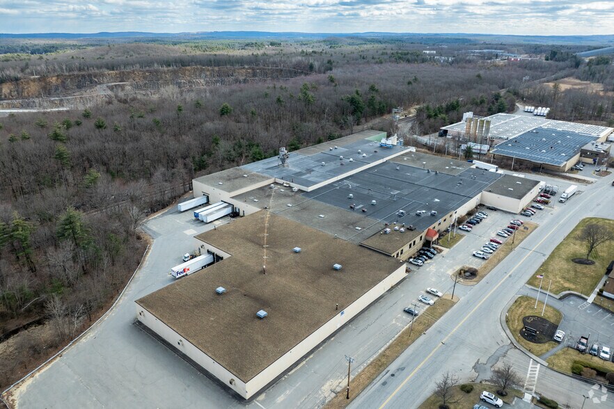 175 Pioneer Dr, Leominster, MA à vendre - Aérien – Image 1 sur 9