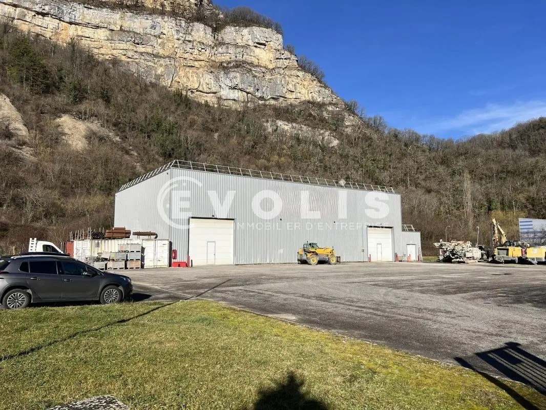 Local d'activités dans Saint-Rambert-en-Bugey à vendre Photo de l’immeuble– Image 1 sur 29