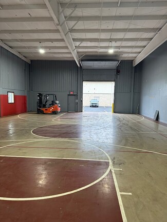 Plus de détails pour 2222 Pierce Dr, Spring Grove, IL - Industriel/Logistique à louer