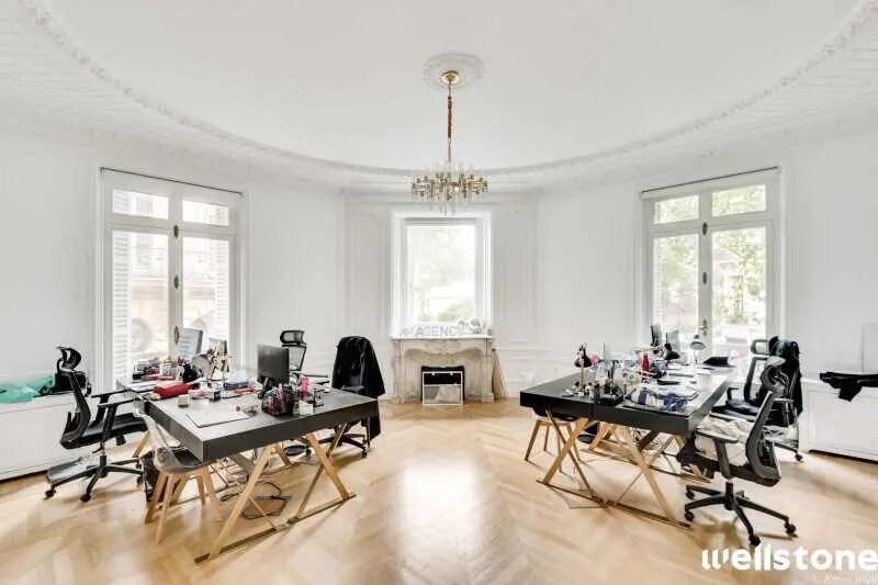 65 Rue D'Anjou, Paris à vendre - Photo de l’immeuble – Image 1 sur 1