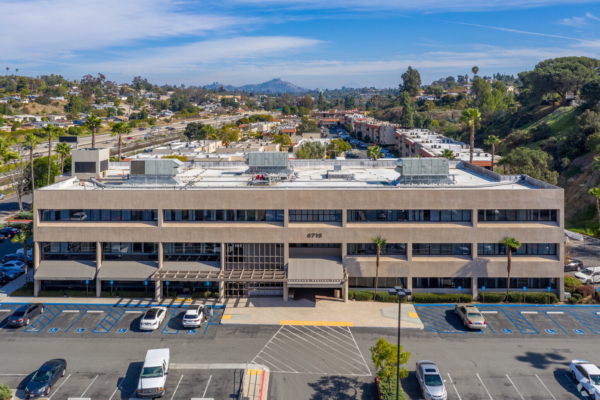 6719 Alvarado Rd, San Diego, CA à louer Aérien– Image 1 sur 11