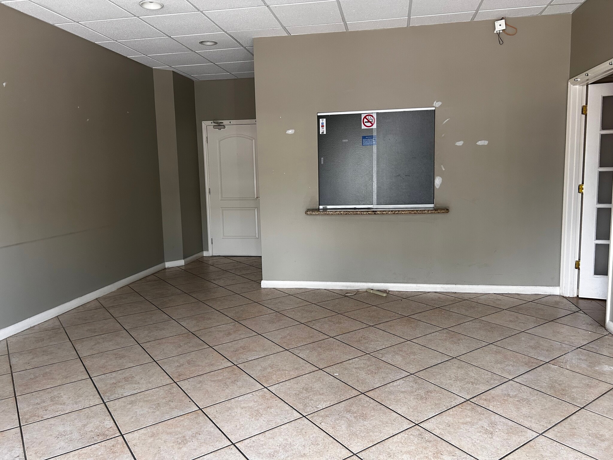 500-598 Riverside Dr, Coral Springs, FL à louer Photo intérieure– Image 1 sur 6
