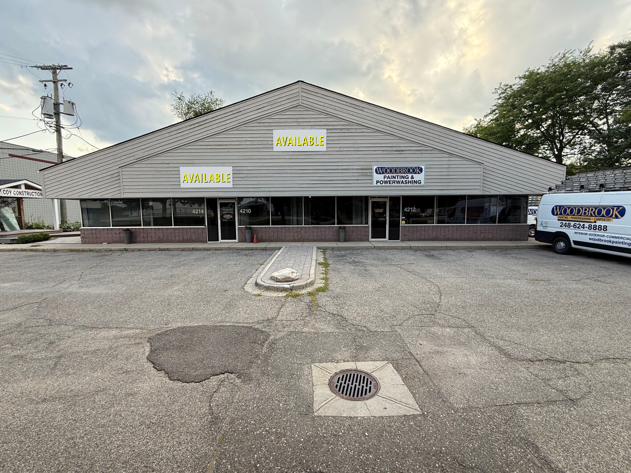 4210-4214 Martin Rd, Commerce Township, MI à louer Photo de l’immeuble– Image 1 sur 8