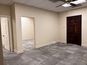 500 Round Rock Ave, Round Rock, TX à louer Photo intérieure– Image 2 sur 9