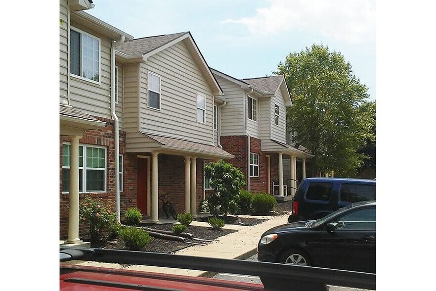 108 N Central Ave, Nicholasville, KY à vendre - Photo de l’immeuble – Image 3 sur 10