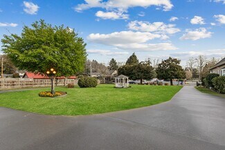 Plus de détails pour 13301 56th Ave S, Seattle, WA - Logement à vendre