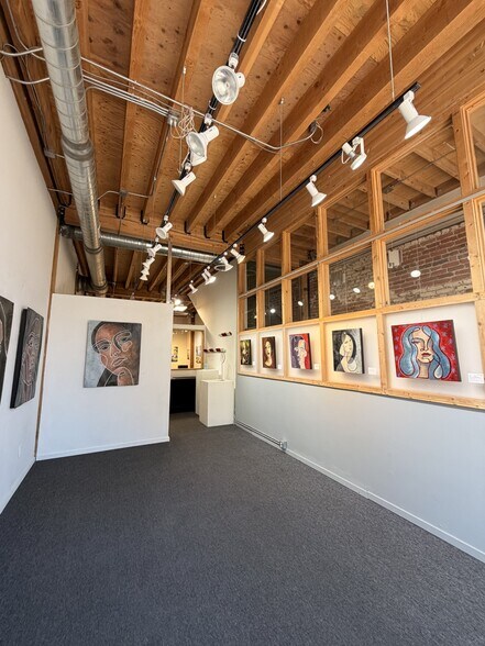 931 Santa Fe Dr, Denver, CO à louer - Photo de l’immeuble – Image 3 sur 9