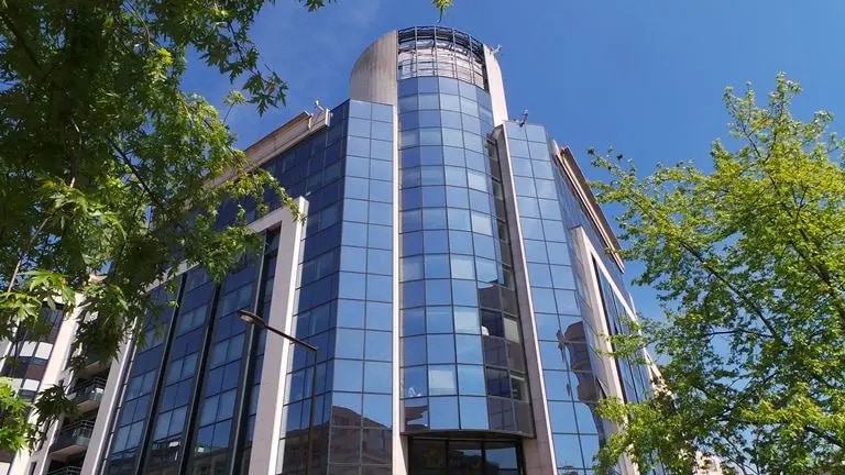 Bureau dans Boulogne-Billancourt à louer Photo de l’immeuble– Image 1 sur 4