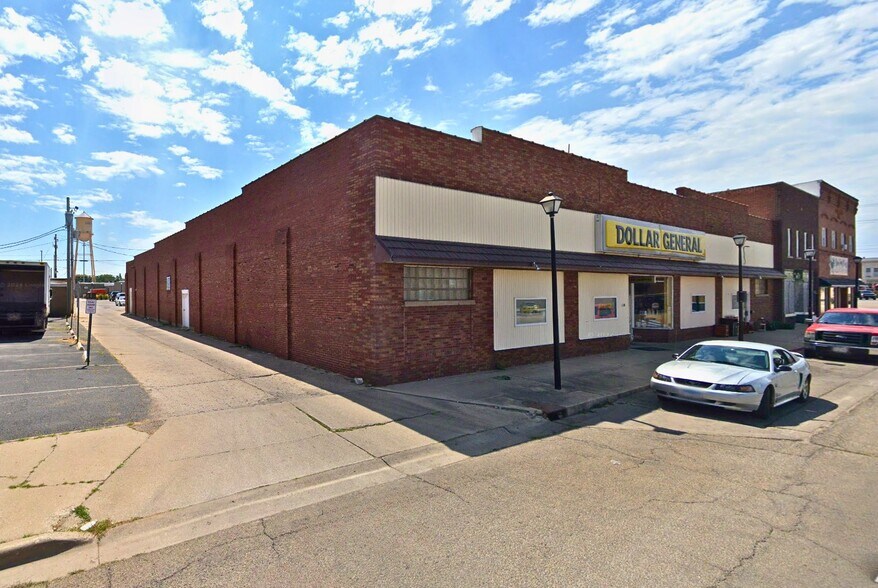134 E Chestnut St, Canton, IL à vendre - Photo de l’immeuble – Image 1 sur 6