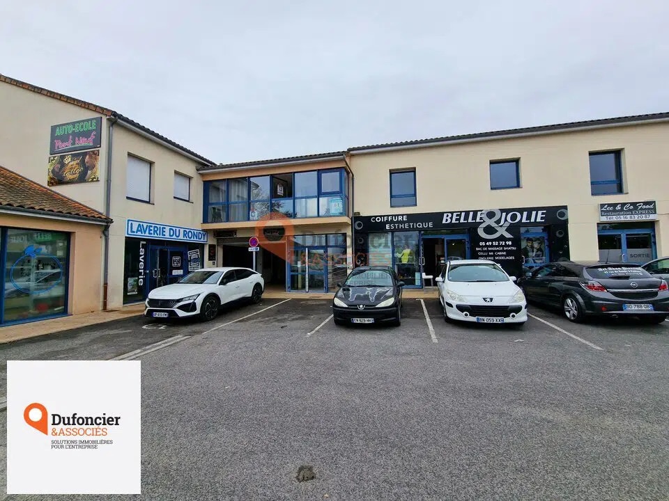 Bureau dans Poitiers à louer Photo de l’immeuble– Image 1 sur 8