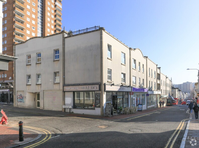 78 Trafalgar St, Brighton à louer - Photo principale – Image 1 sur 4