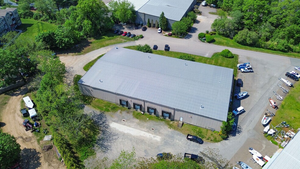 39B Plains Rd, Essex, CT à louer - Photo de l’immeuble – Image 3 sur 20