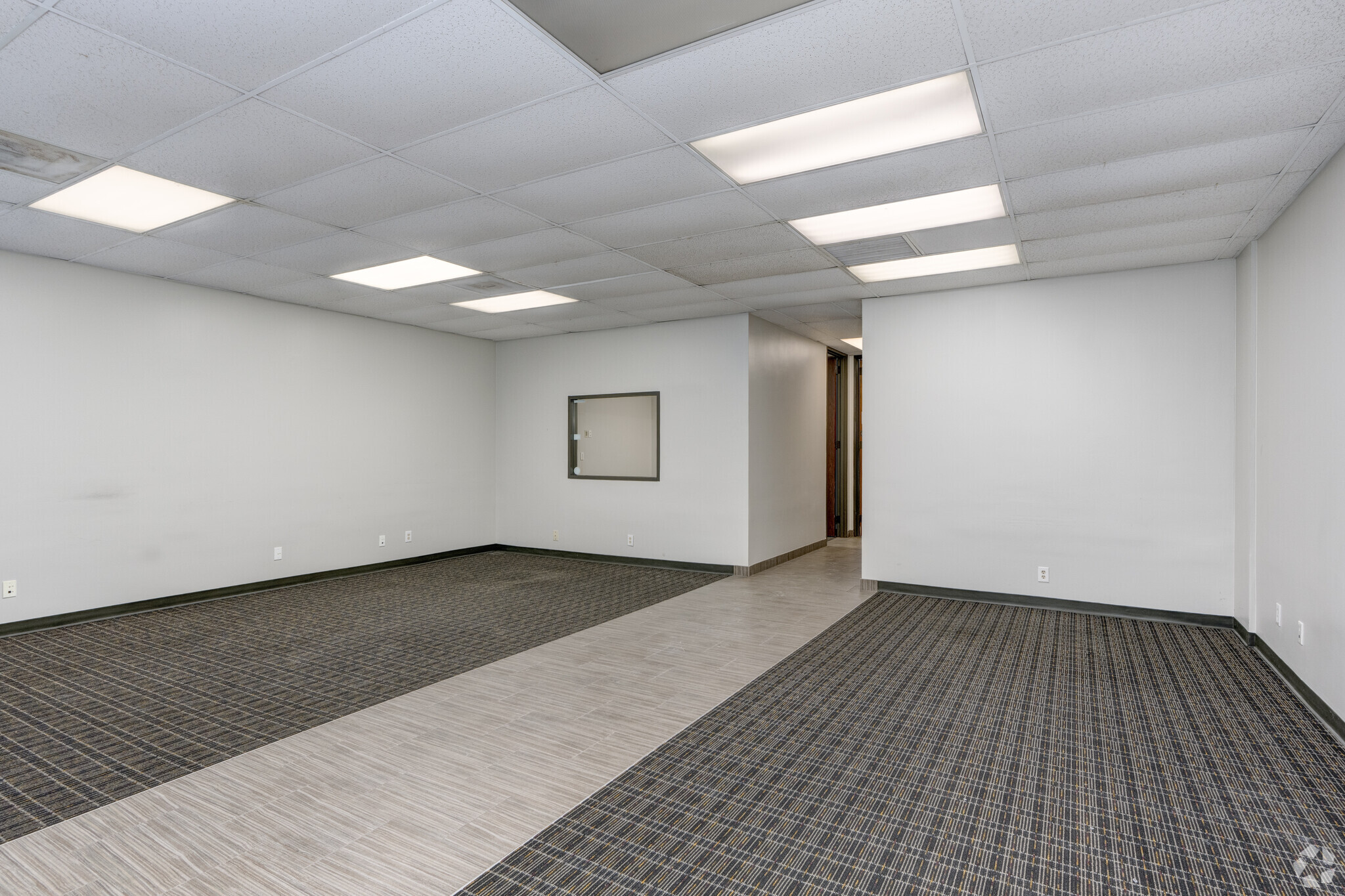 2500 Central Pky, Houston, TX à louer Photo intérieure– Image 1 sur 4