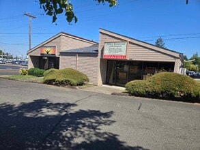 2651-2679 Commercial St SE, Salem, OR à louer Photo de l’immeuble– Image 1 sur 12