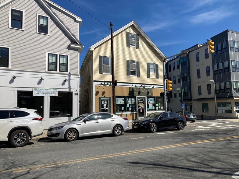 112-114 South St, Jamaica Plain, MA à louer - Photo de l’immeuble – Image 2 sur 5