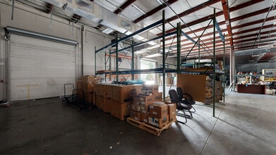 9751 Delegates Dr, Orlando, FL à louer Numérisation 3D Matterport– Image 1 sur 7