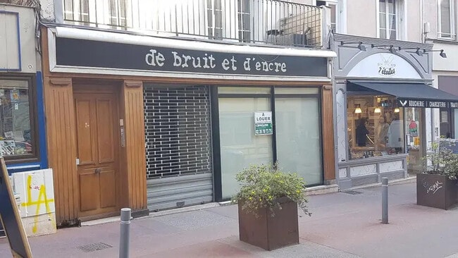 Plus de détails pour Local commercial à louer
