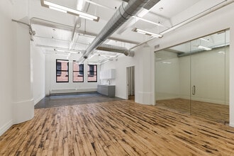 20 Jay St, Brooklyn, NY à louer Photo intérieure– Image 2 sur 4