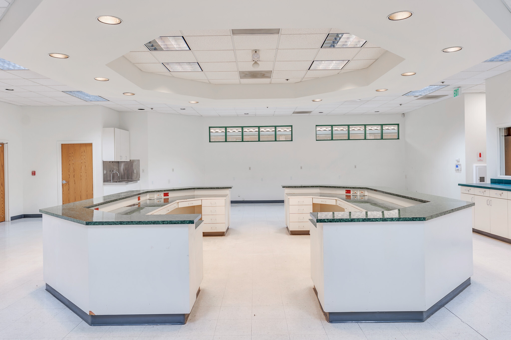 222 I St, Los Banos, CA à louer Photo principale– Image 1 sur 72