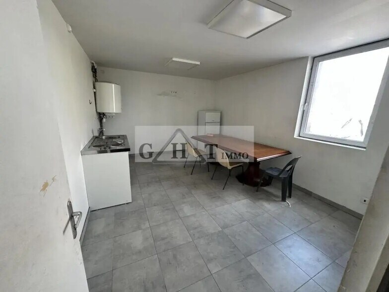 Industriel/Logistique dans Saint-Germain-lès-Arpajon à louer - Photo intérieure – Image 3 sur 8