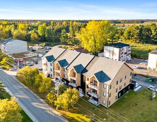 Plus de détails pour 3365 Boul Bécancour, Bécancour, QC - Logement à vendre