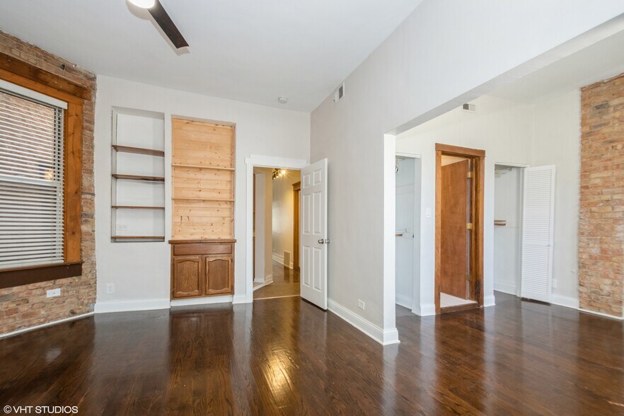 905 W Dakin St, Chicago, IL à vendre - Photo de l’immeuble – Image 3 sur 18