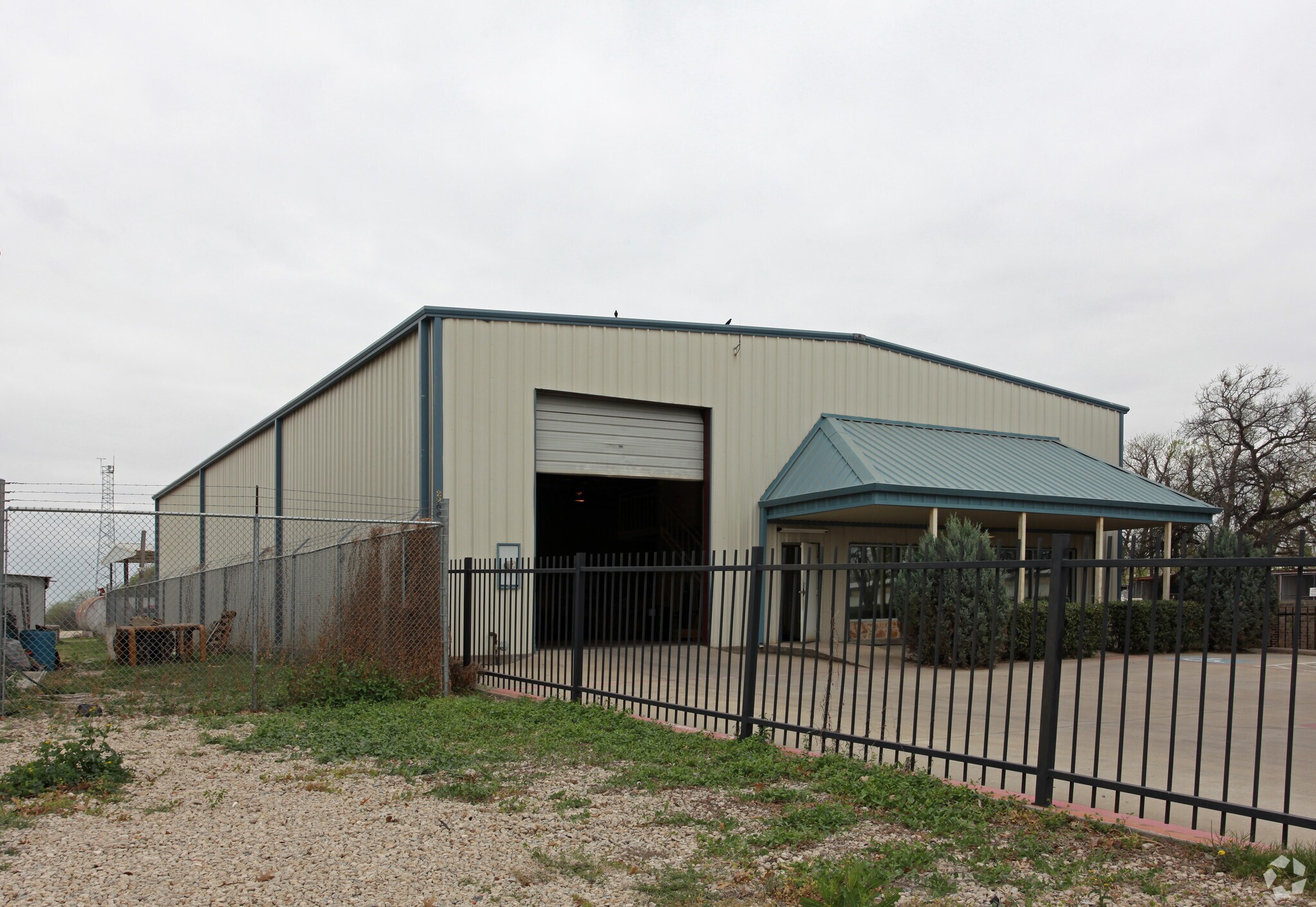 2206 Joe Field Rd, Dallas, TX à vendre Photo principale– Image 1 sur 9