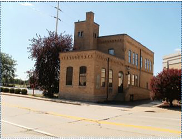136 Jackson St, Oshkosh, WI à vendre - Autre – Image 2 sur 49