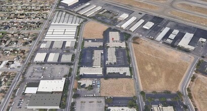 2590 N Grove Industrial Dr, Fresno, CA - Vue aérienne  vue de carte - Image1