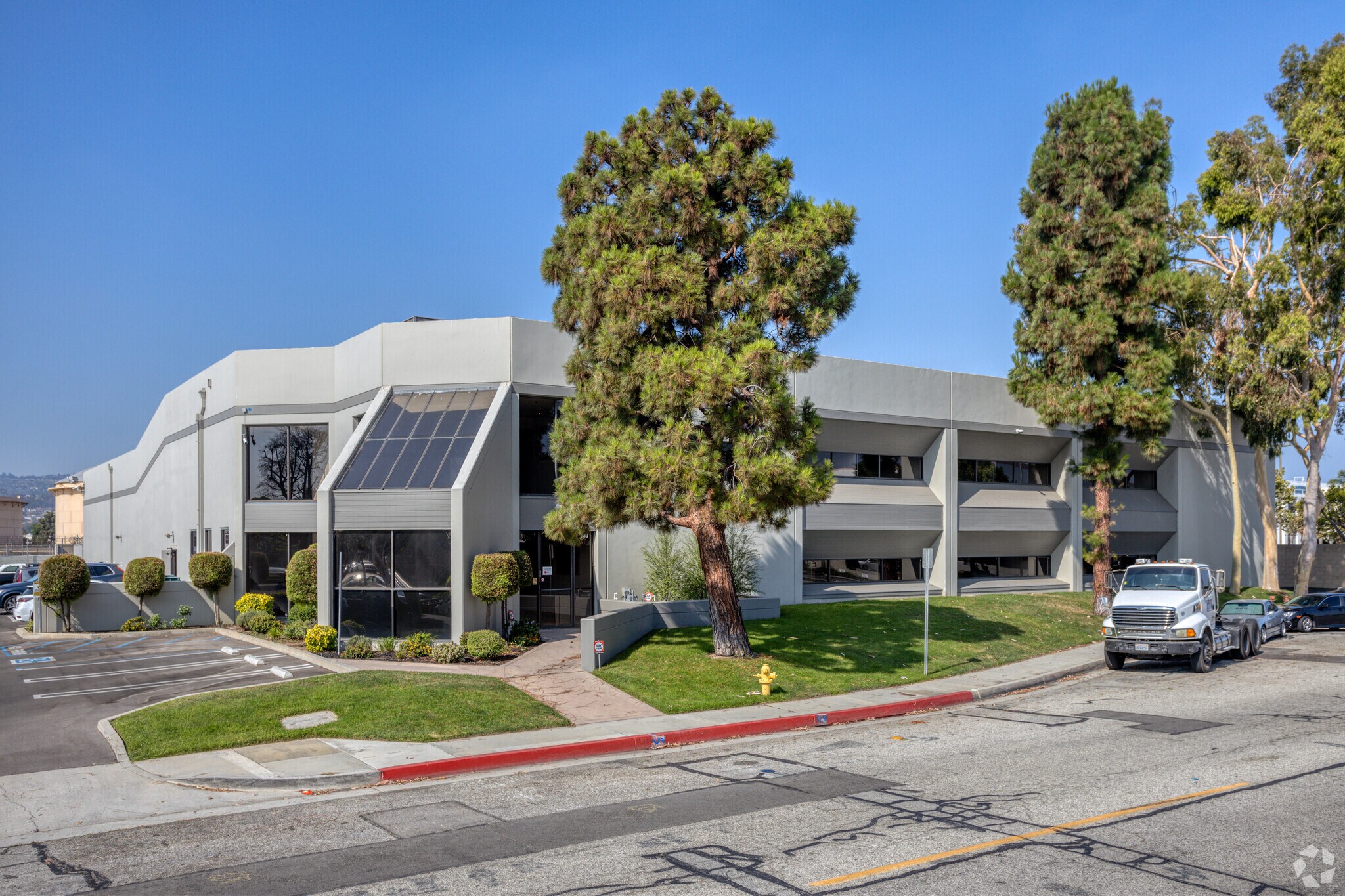 2580 W 237th St, Torrance, CA à vendre Photo principale– Image 1 sur 15