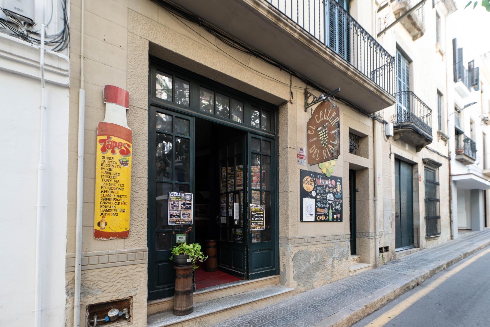 Local commercial dans Arenys de Mar, Barcelona à louer Photo intérieure– Image 1 sur 2