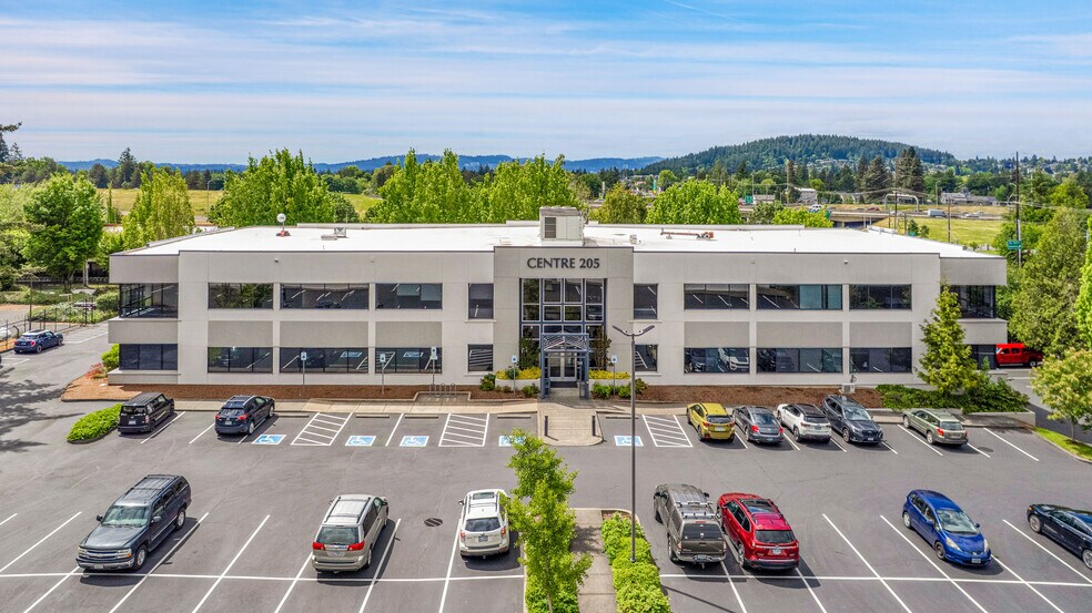 2600 SE 98th Ave, Portland, OR à vendre - Photo principale – Image 1 sur 15