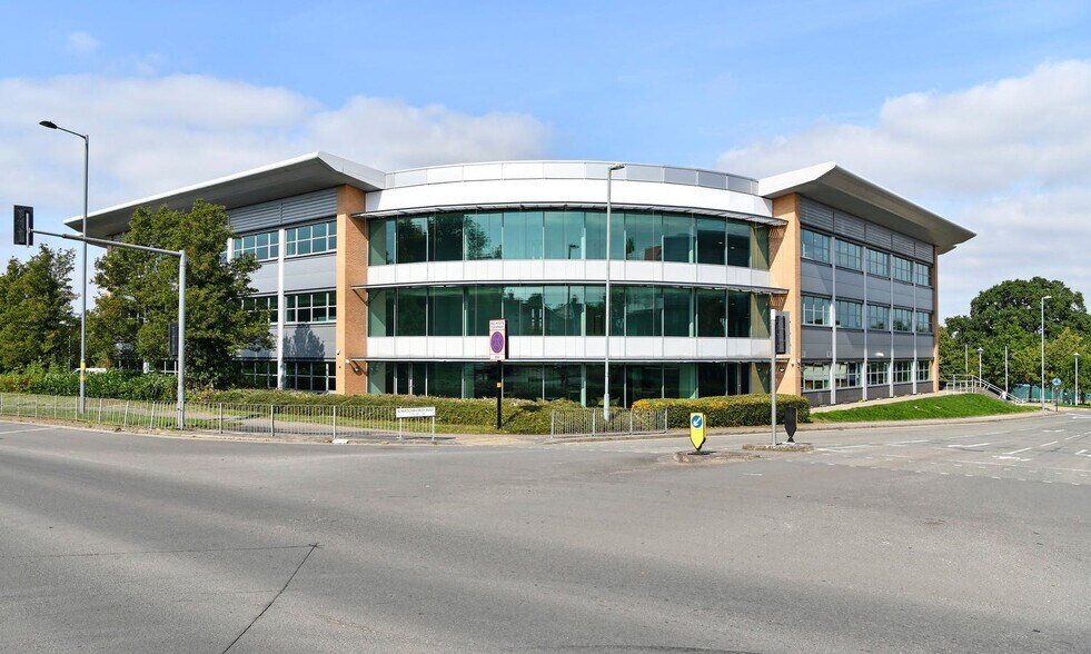 2 Hatchford Way, Birmingham à louer - Photo de l’immeuble – Image 1 sur 14