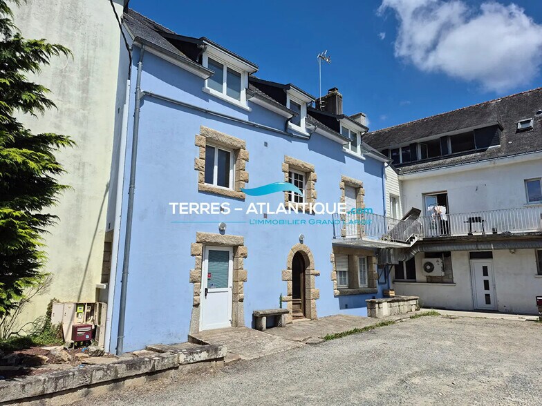 Local d'activités dans Bannalec à vendre - Photo de l’immeuble – Image 2 sur 2