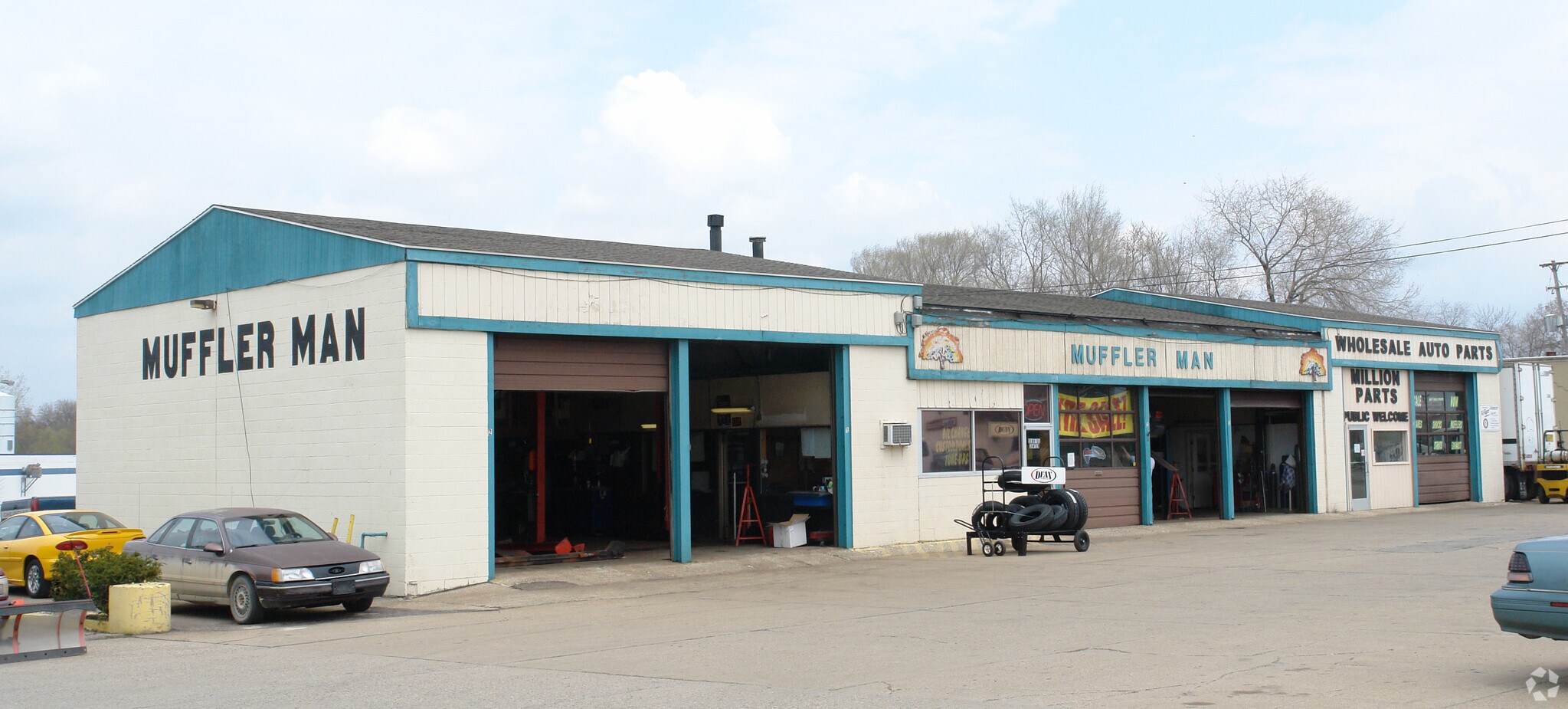 131 28th St SW, Grand Rapids, MI à vendre Photo principale– Image 1 sur 3