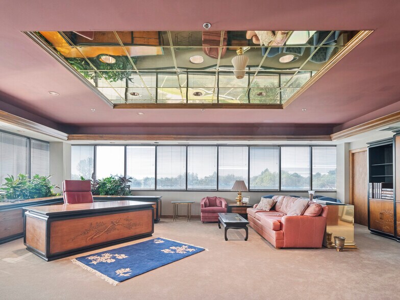 Teleflora Campus portefeuille de 4 biens à vendre sur LoopNet.fr - Photo intérieure – Image 3 sur 14