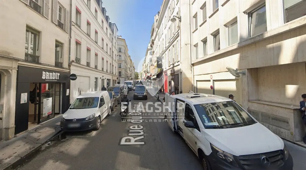 Local commercial dans Paris à louer - Photo de l’immeuble – Image 2 sur 2