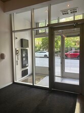 456-470 Rue De La Gauchetière O, Montréal, QC à louer Photo de l’immeuble– Image 1 sur 13