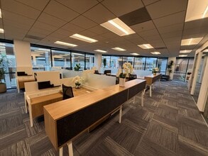 3070 Bristol St, Costa Mesa, CA à louer Photo intérieure– Image 2 sur 6