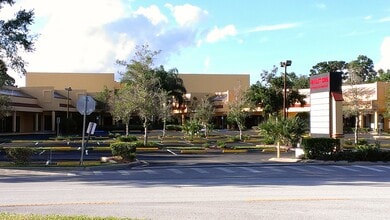 500-540 W Lake Mary Blvd, Sanford, FL à louer Photo de l’immeuble– Image 2 sur 3