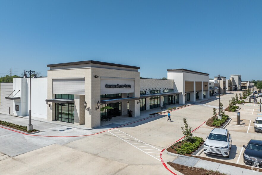 9018-9034 Sienna Crossing Dr, Missouri City, TX à louer - Photo principale – Image 3 sur 24