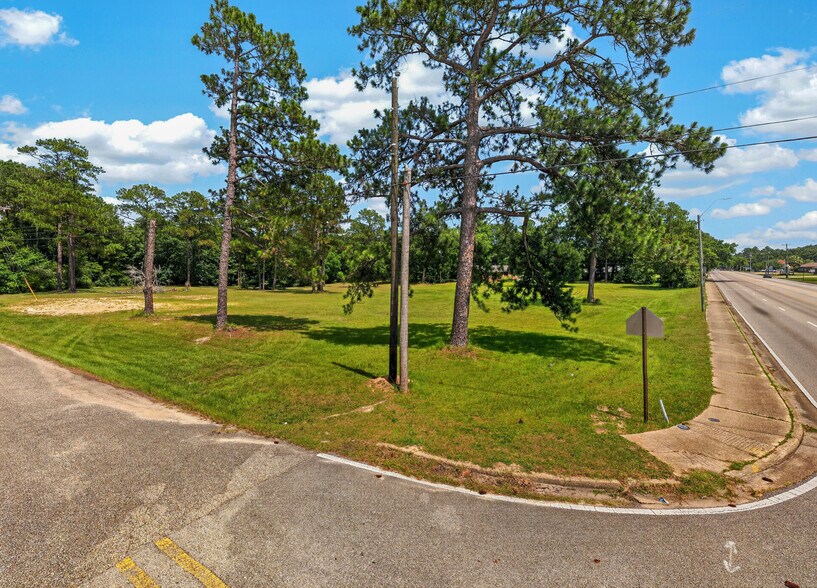 4212 Gautier Vancleave Rd, Gautier, MS à vendre - Photo de l’immeuble – Image 3 sur 10