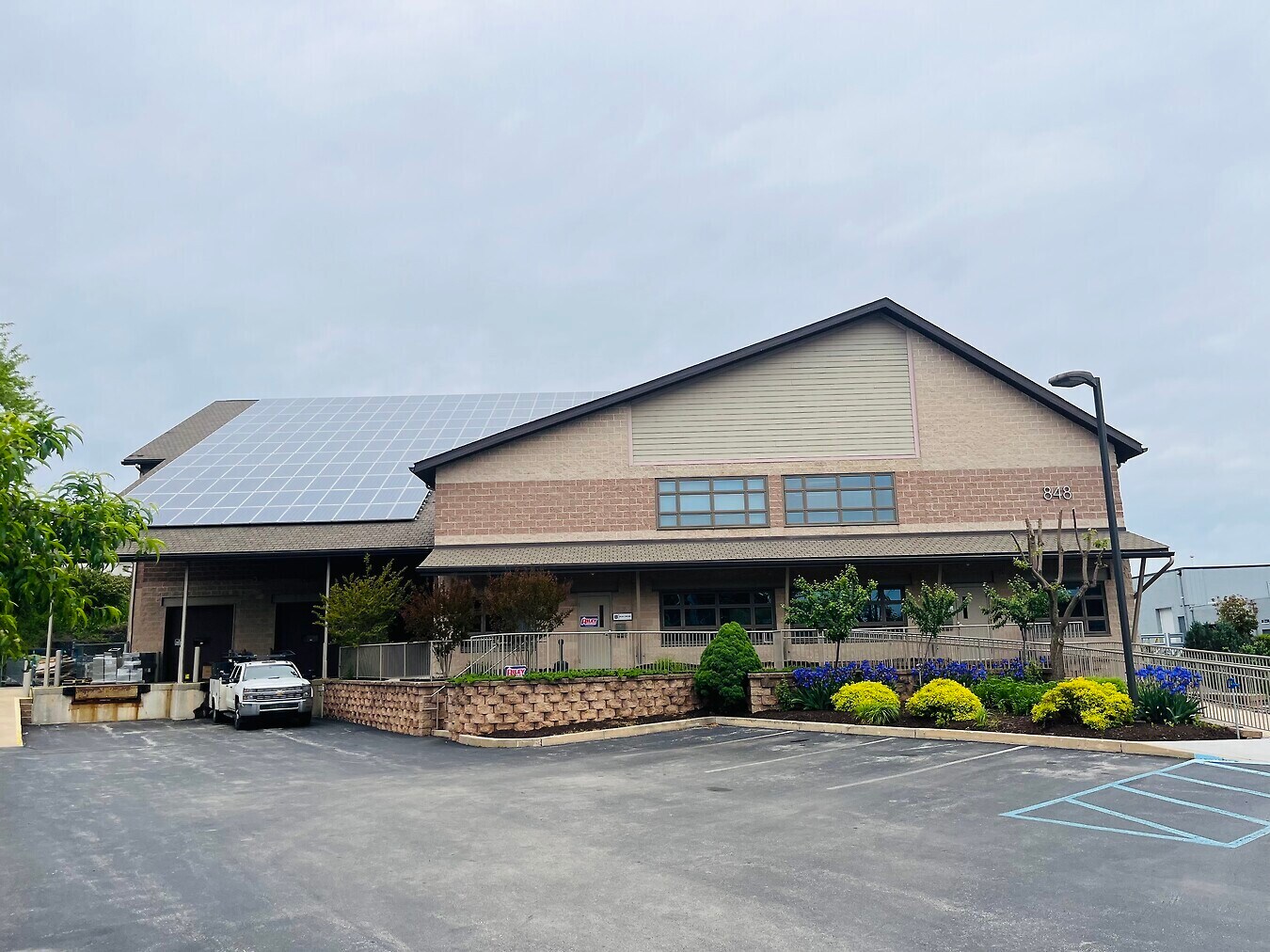 848 Sussex Blvd, Broomall, PA à louer Photo principale– Image 1 sur 4