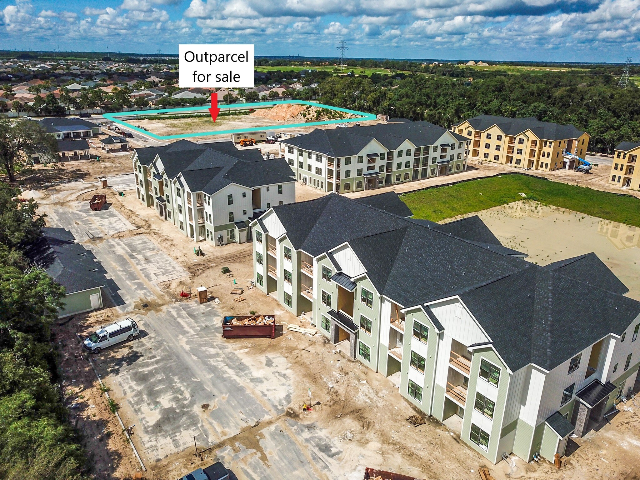 305 County Road 466A, Fruitland Park, FL à vendre Photo de l’immeuble– Image 1 sur 14