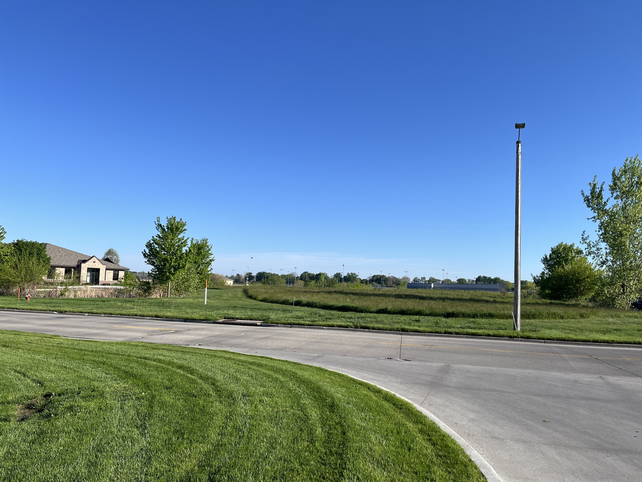 1645 B Ave, Nevada, IA à vendre Photo principale– Image 1 sur 20