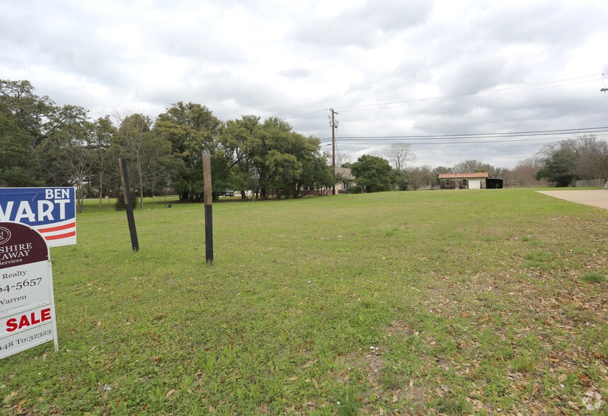 1629 Williams Dr, Georgetown, TX à vendre - Photo principale – Image 1 sur 3