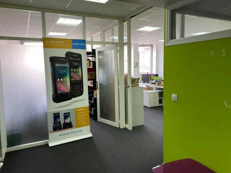 63 Rue De Douai, Paris à vendre - Photo de l’immeuble – Image 2 sur 13