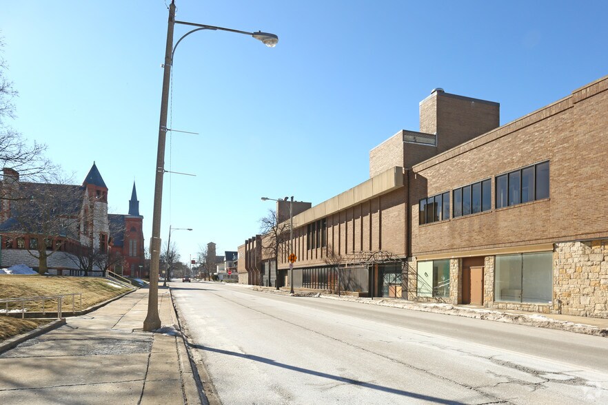 400 Federal Ave, Saginaw, MI à louer - Photo de l’immeuble – Image 3 sur 9